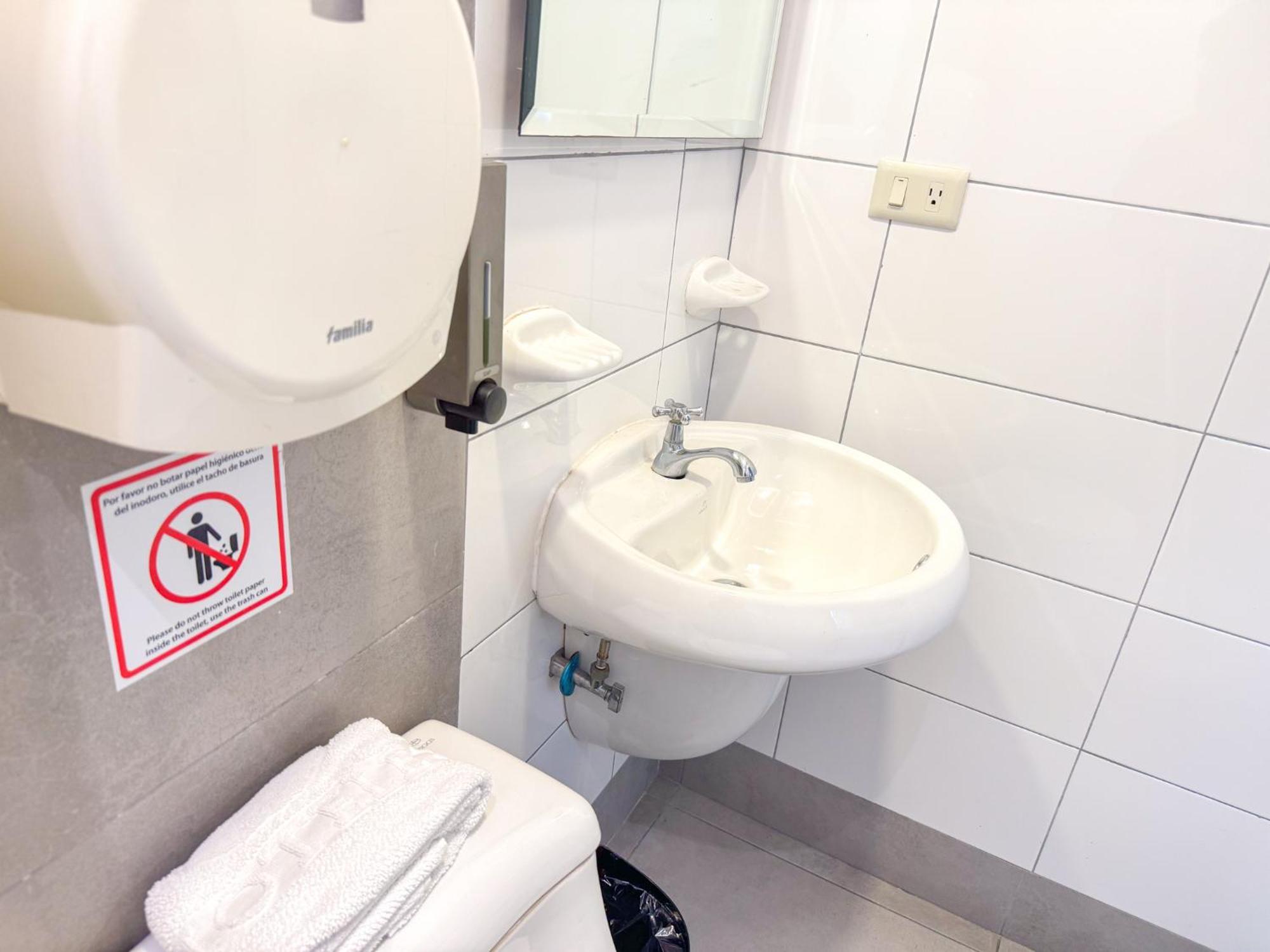 Gh Alexander Hotel Guayaquil Kültér fotó